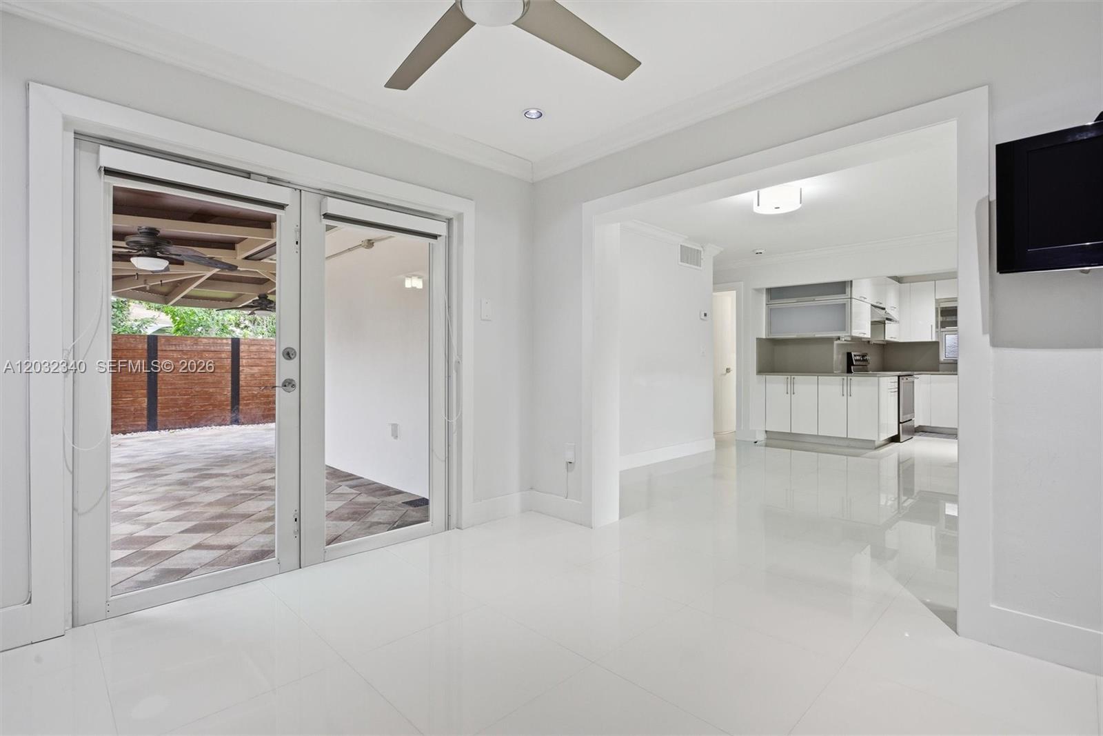 LAKES OF ACADIA UNIT 3 TH - Residential