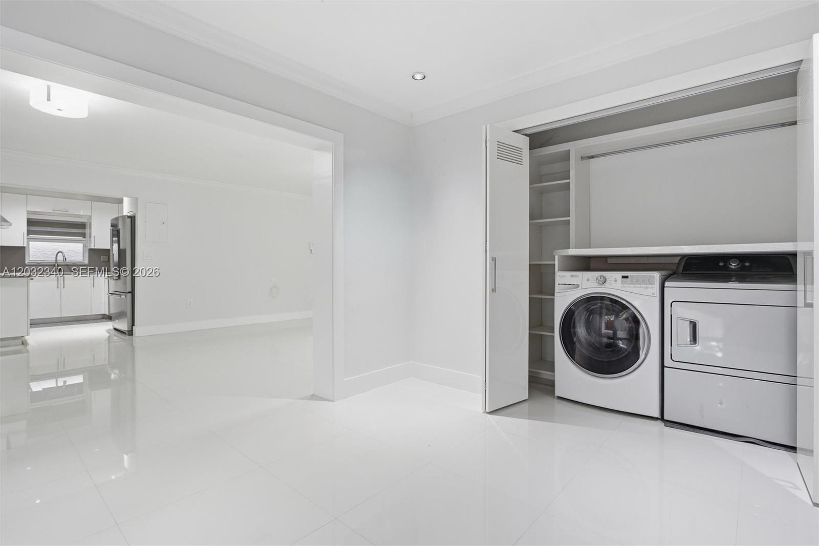 LAKES OF ACADIA UNIT 3 TH - Residential