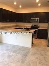 VIA VENTURA NEIGHBORHOOD - Residential