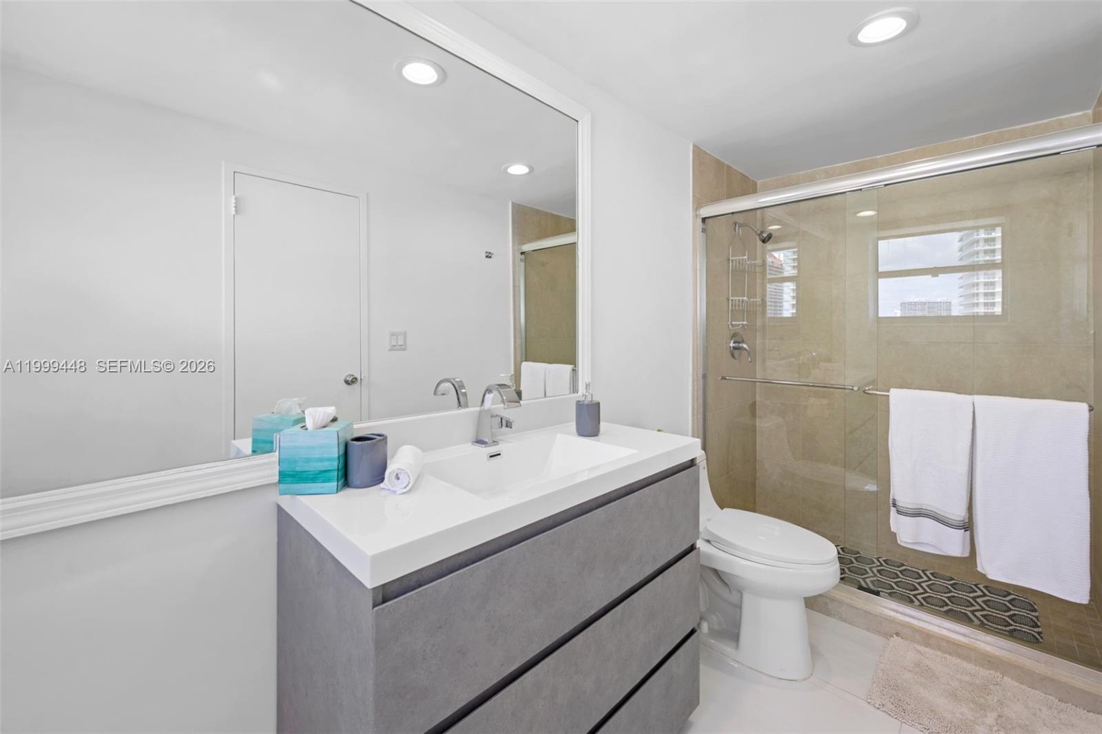 SIAN OCEAN RESIDENCES CON - Residential
