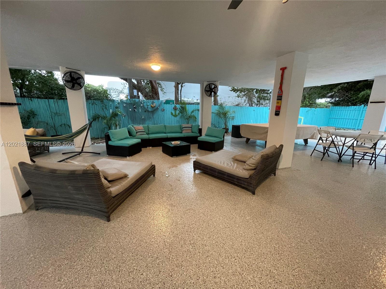 SEASIDE 1ST ADD - Residential