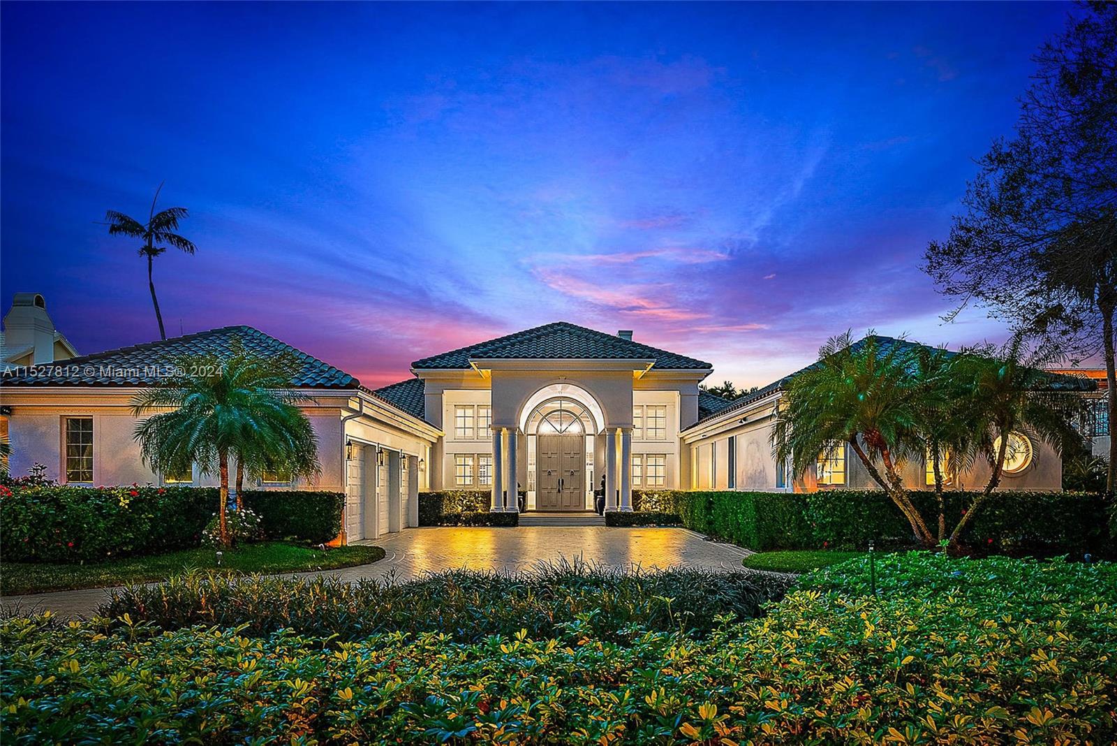 Admirals Cove - Residential