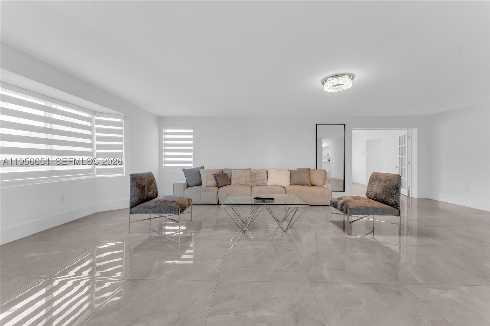 LAUREL OAKS EAST - Residential