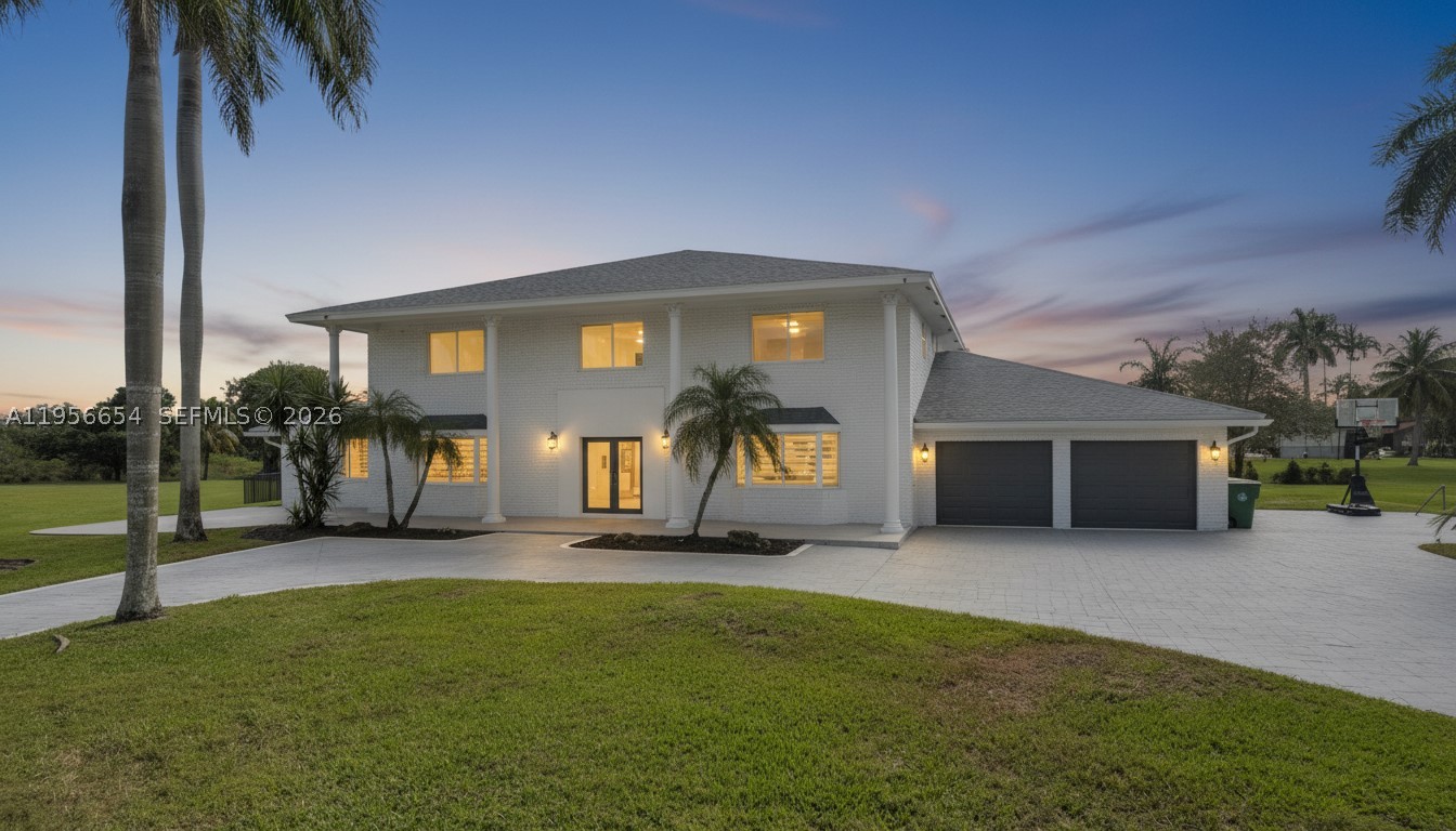 LAUREL OAKS EAST - Residential