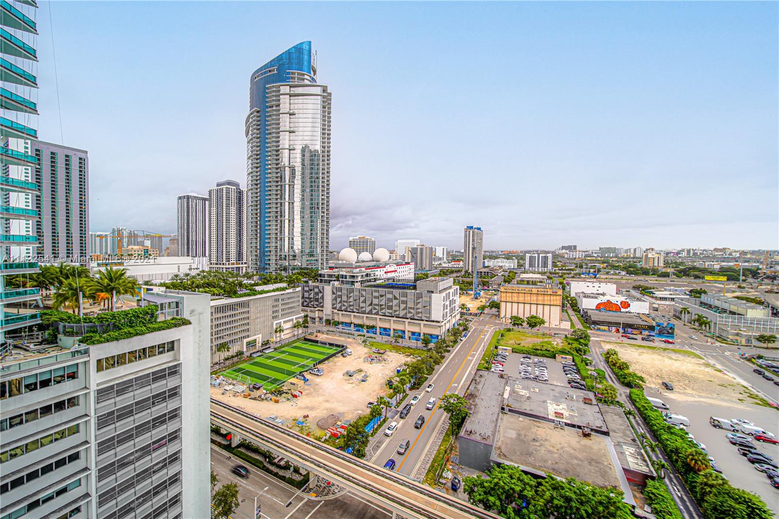ONE THOUSAND MUSEUM CONDO - Residential