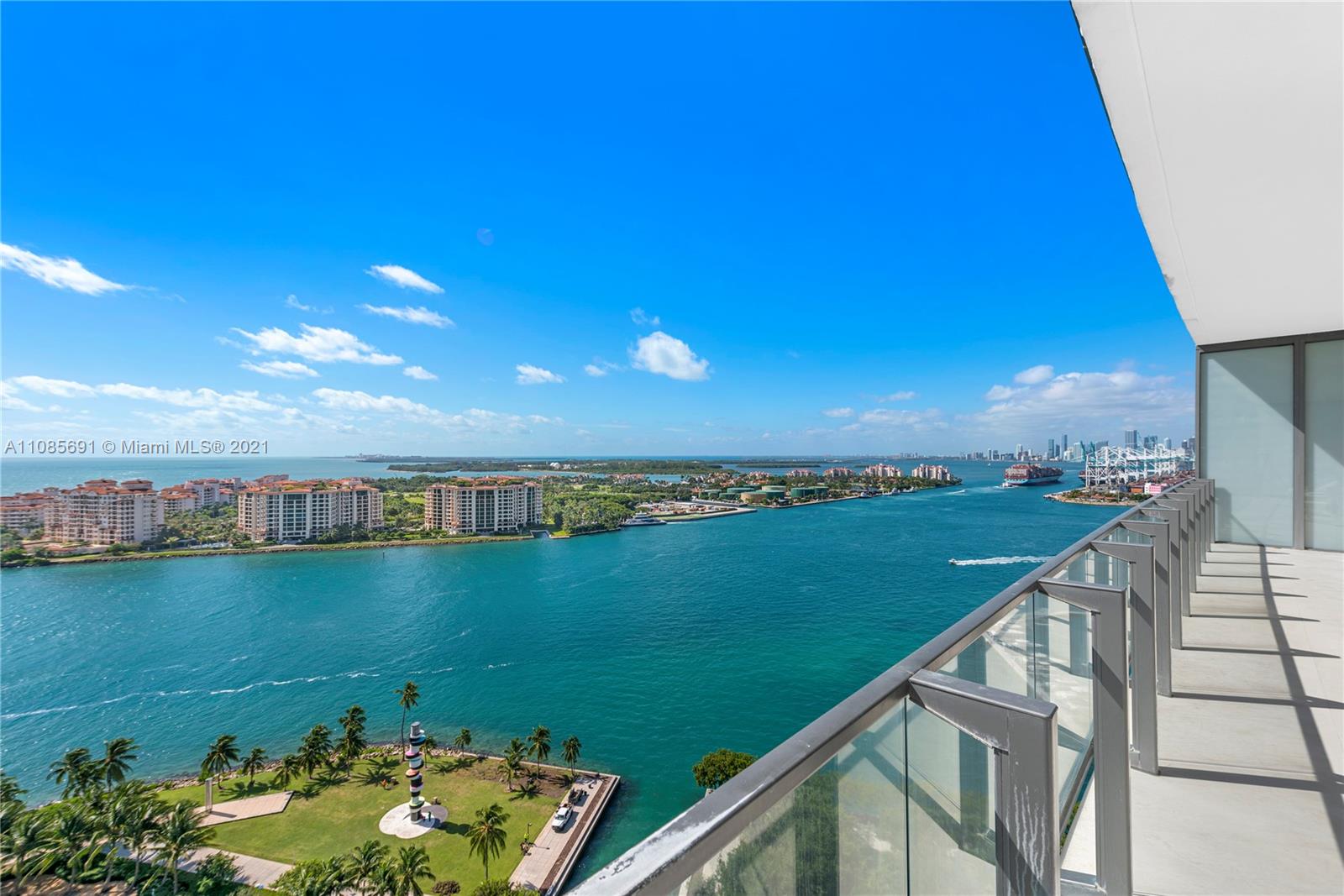 APOGEE CONDO - Residential