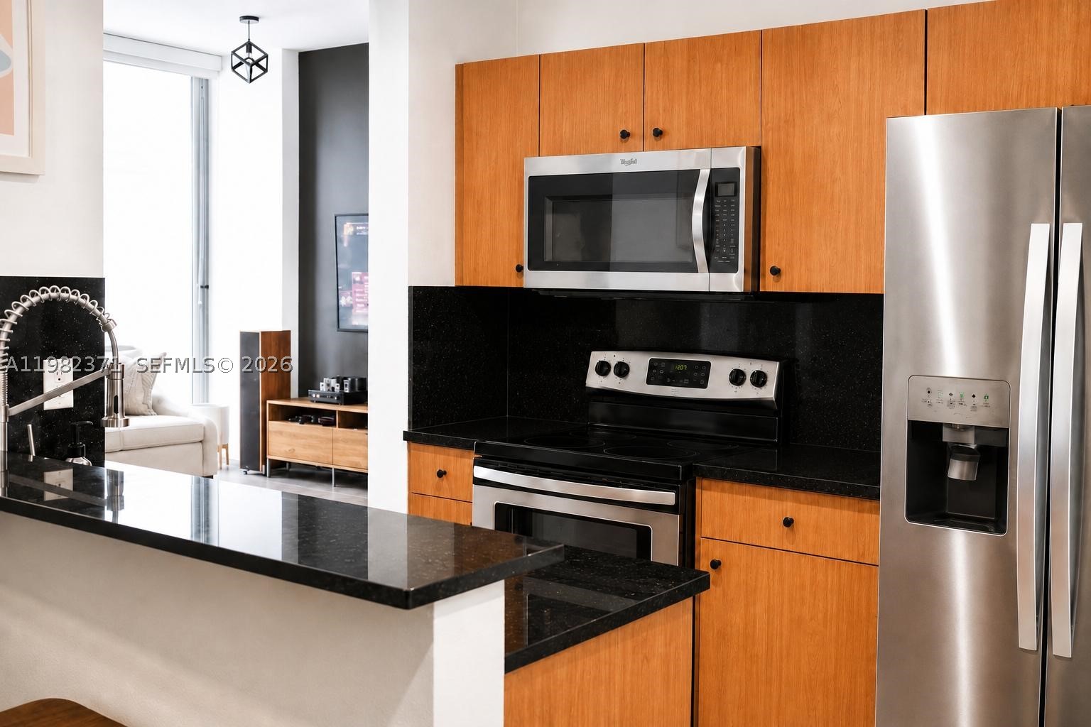 Beautiful 1 bedroom, 1 bathroom condo with stunning bay views, offering abundant natural light and a comfortable layout perfect for everyday living. Residents enjoy great amenities including a swimming pool, fitness center, and relaxing common areas designed for comfort and convenience.

Ideally located in the heart of Miami, just minutes from Wynwood, the Design District, Midtown, and Downtown, with a variety of restaurants, cafés, shops, grocery stores, and entertainment within walking distance. This property offers the perfect opportunity to live, invest, and enjoy the vibrant Miami lifestyle in one of the city's most desirable and rapidly growing neighborhoods.