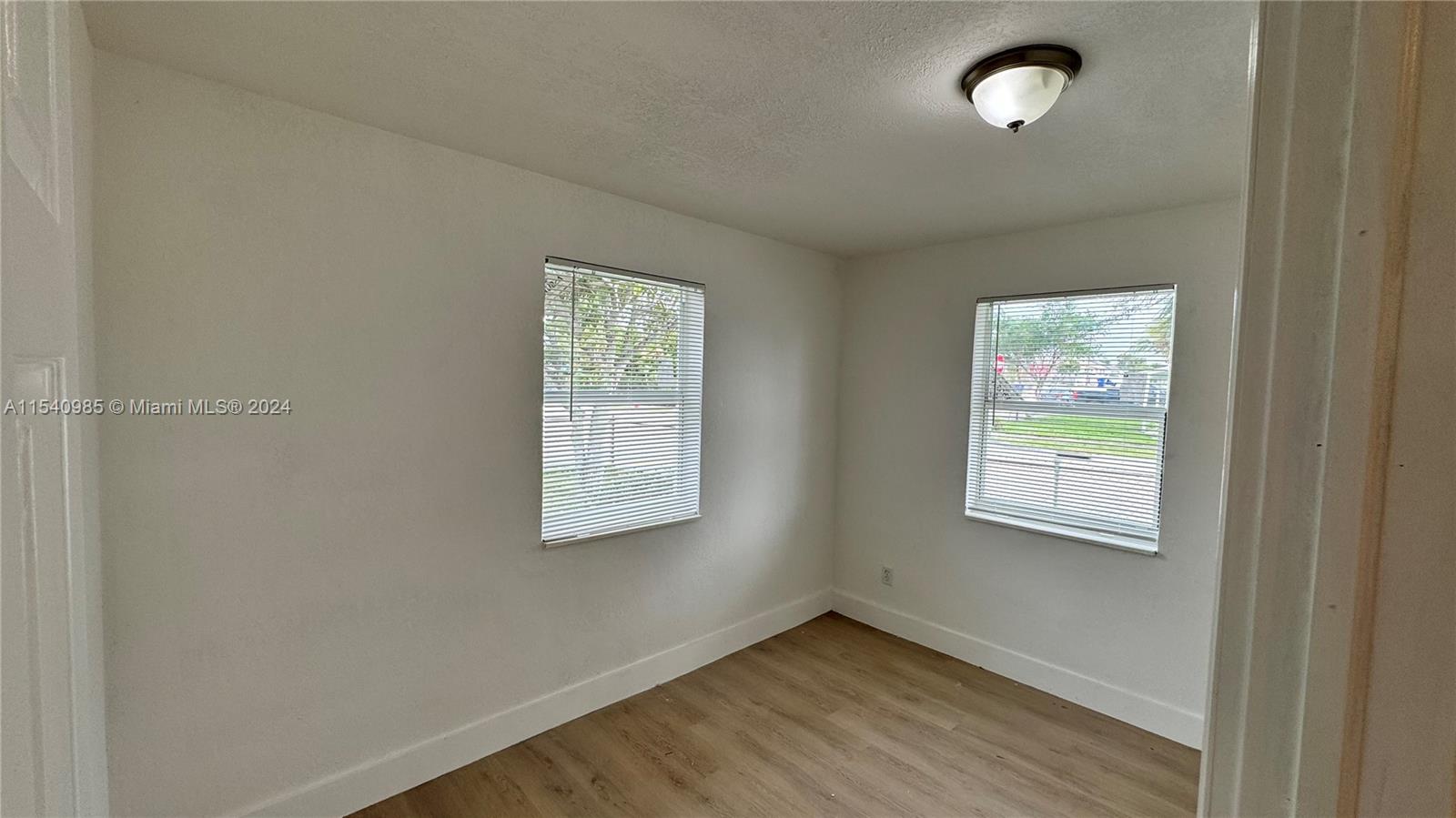 RIVIERA BEACH HEIGHTS ADD - Residential Lease