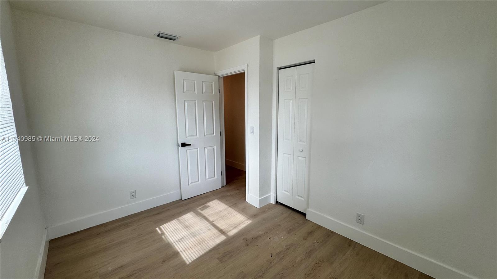 RIVIERA BEACH HEIGHTS ADD - Residential Lease