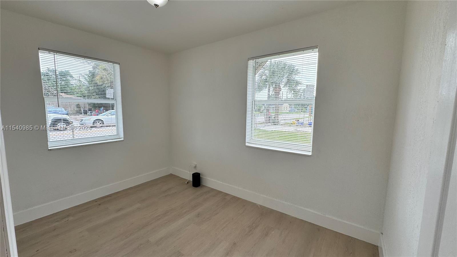 RIVIERA BEACH HEIGHTS ADD - Residential Lease