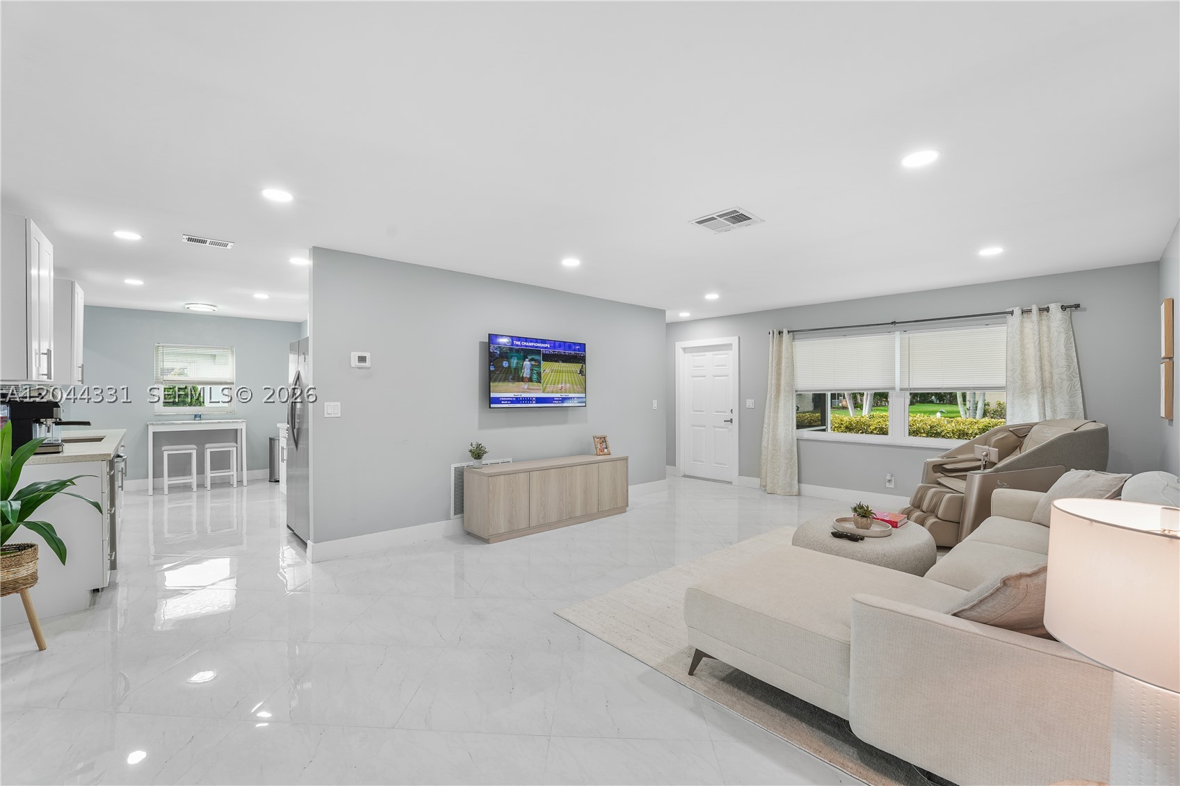 DELRAY VILLAS 1 - Residential