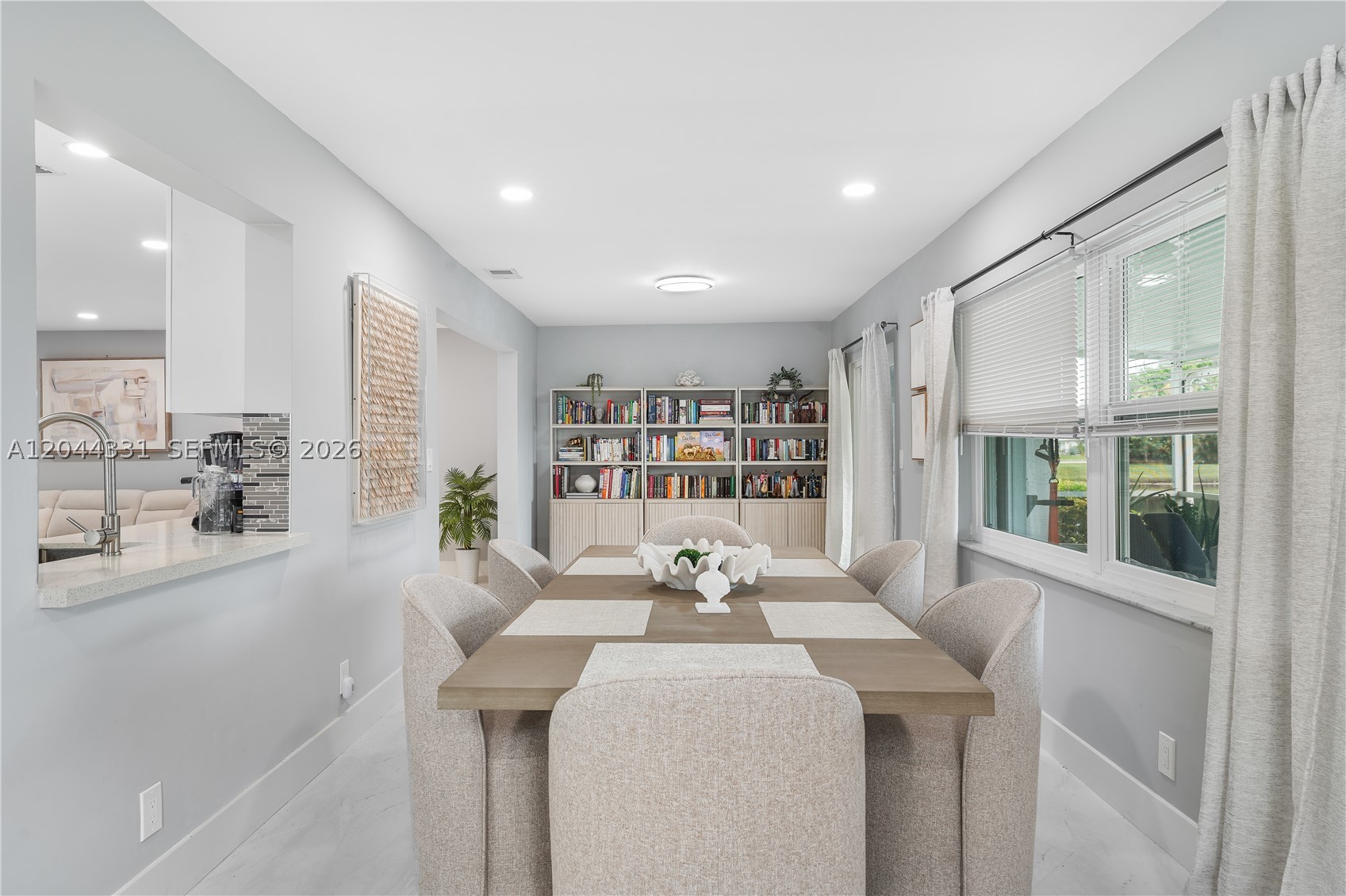 DELRAY VILLAS 1 - Residential