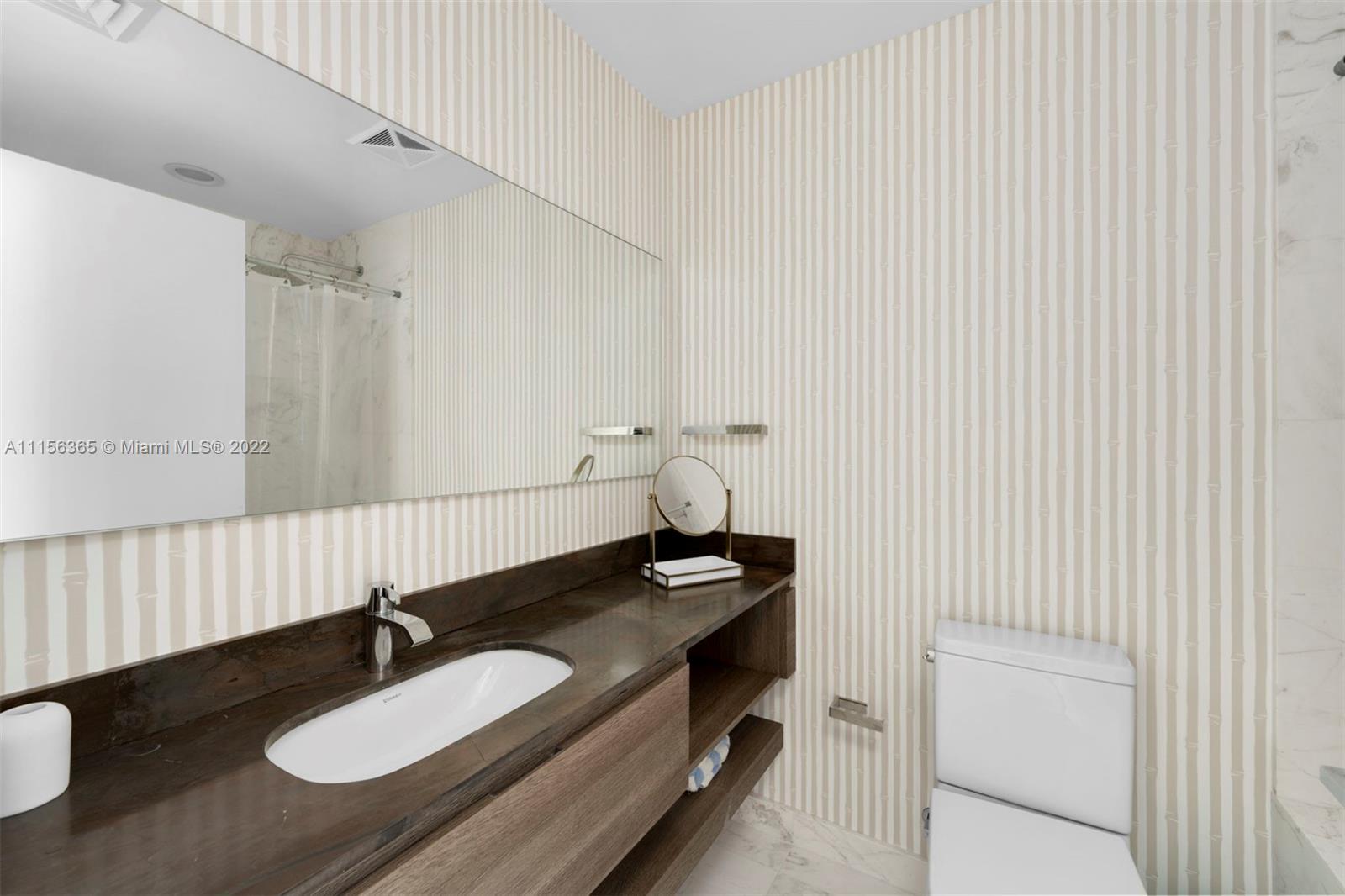 OCEANA KEY BISCAYNE CONDO - Residential