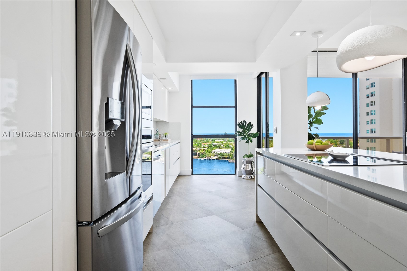 HAMPTONS WEST CONDO - Residential