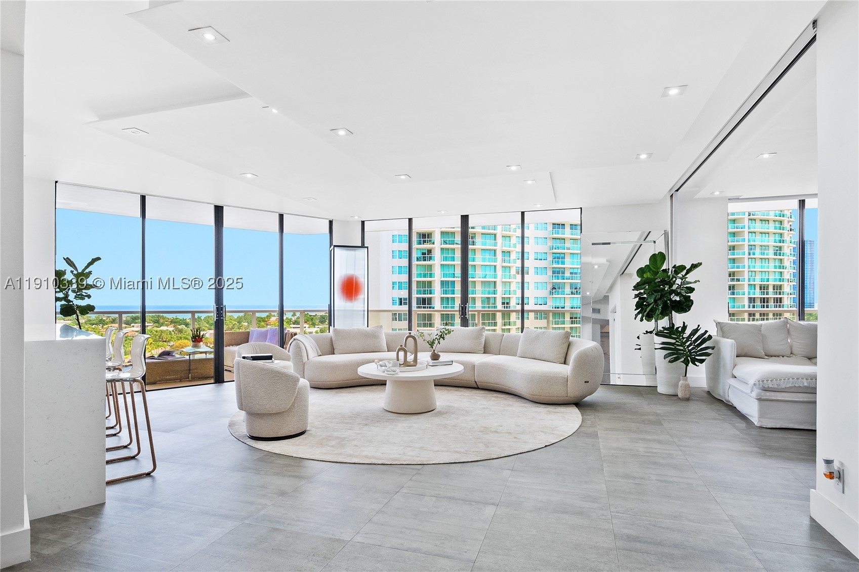 HAMPTONS WEST CONDO - Residential