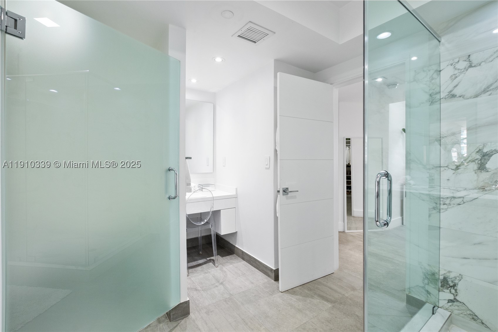 HAMPTONS WEST CONDO - Residential