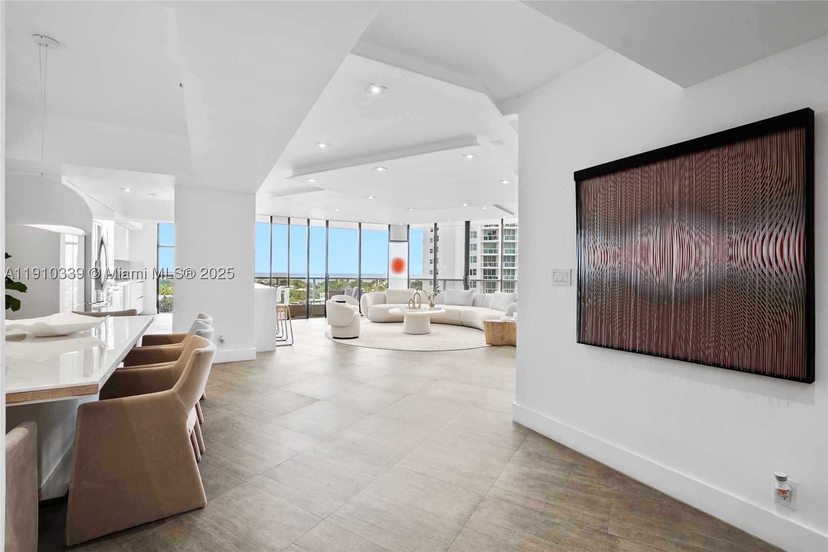 HAMPTONS WEST CONDO - Residential