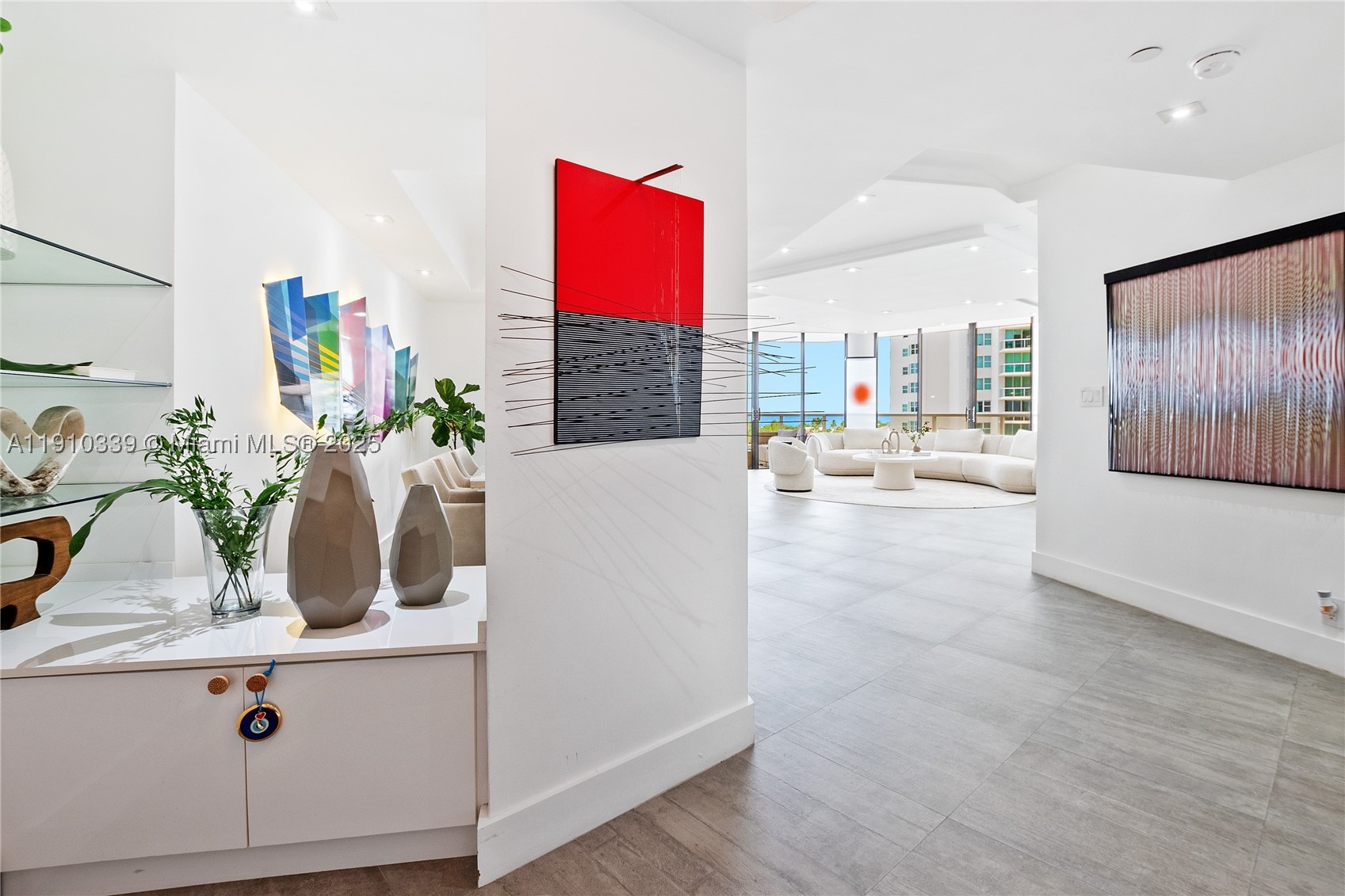 HAMPTONS WEST CONDO - Residential