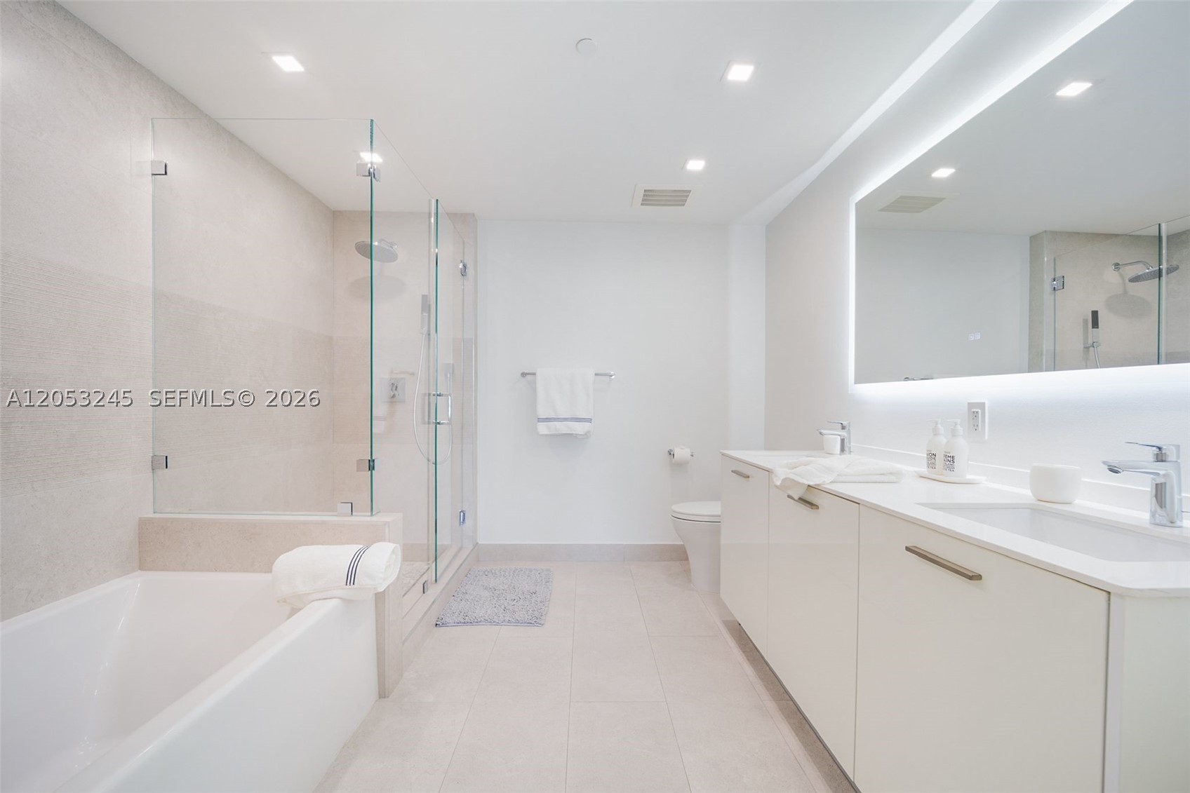 BRICKELLHOUSE CONDO - Residential Lease