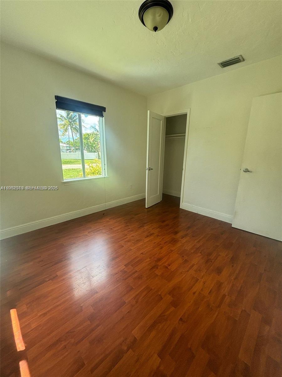 BISCAYNE LAWN EXTENSION - Residential Income