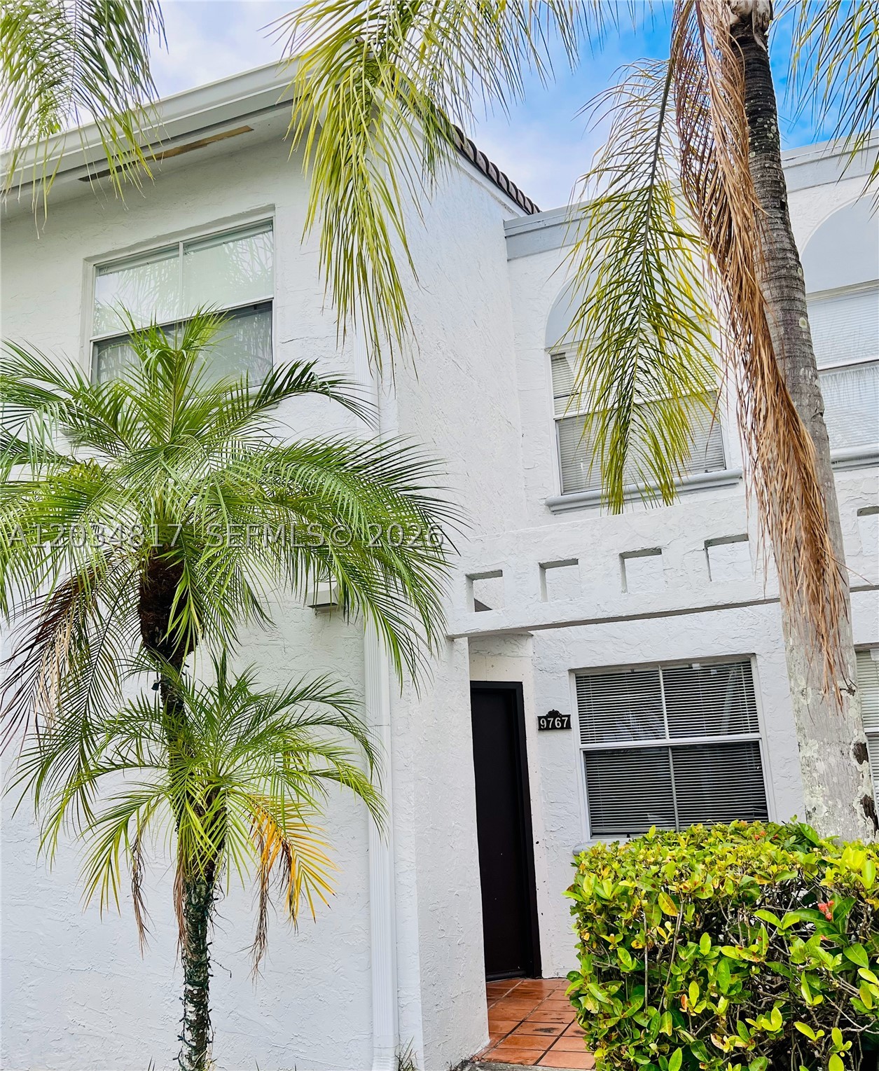 THE GREENS AT DORAL CONDO - Residential Lease