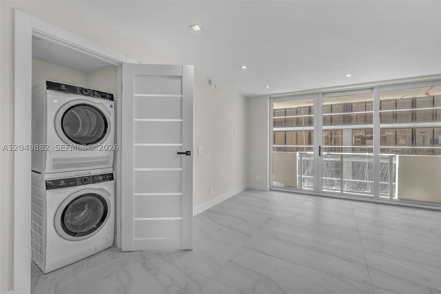 SPIAGGIA OCEAN CONDO - Residential