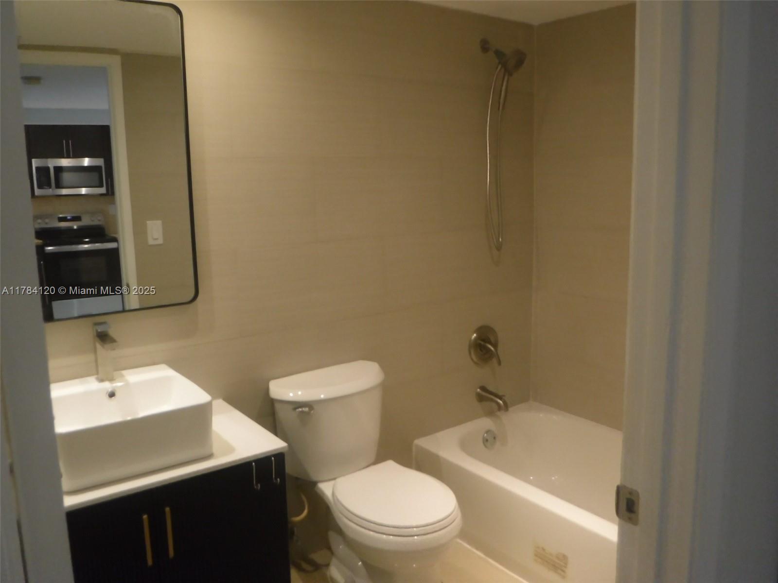 MADISON DOWNTOWN CONDO - Residential