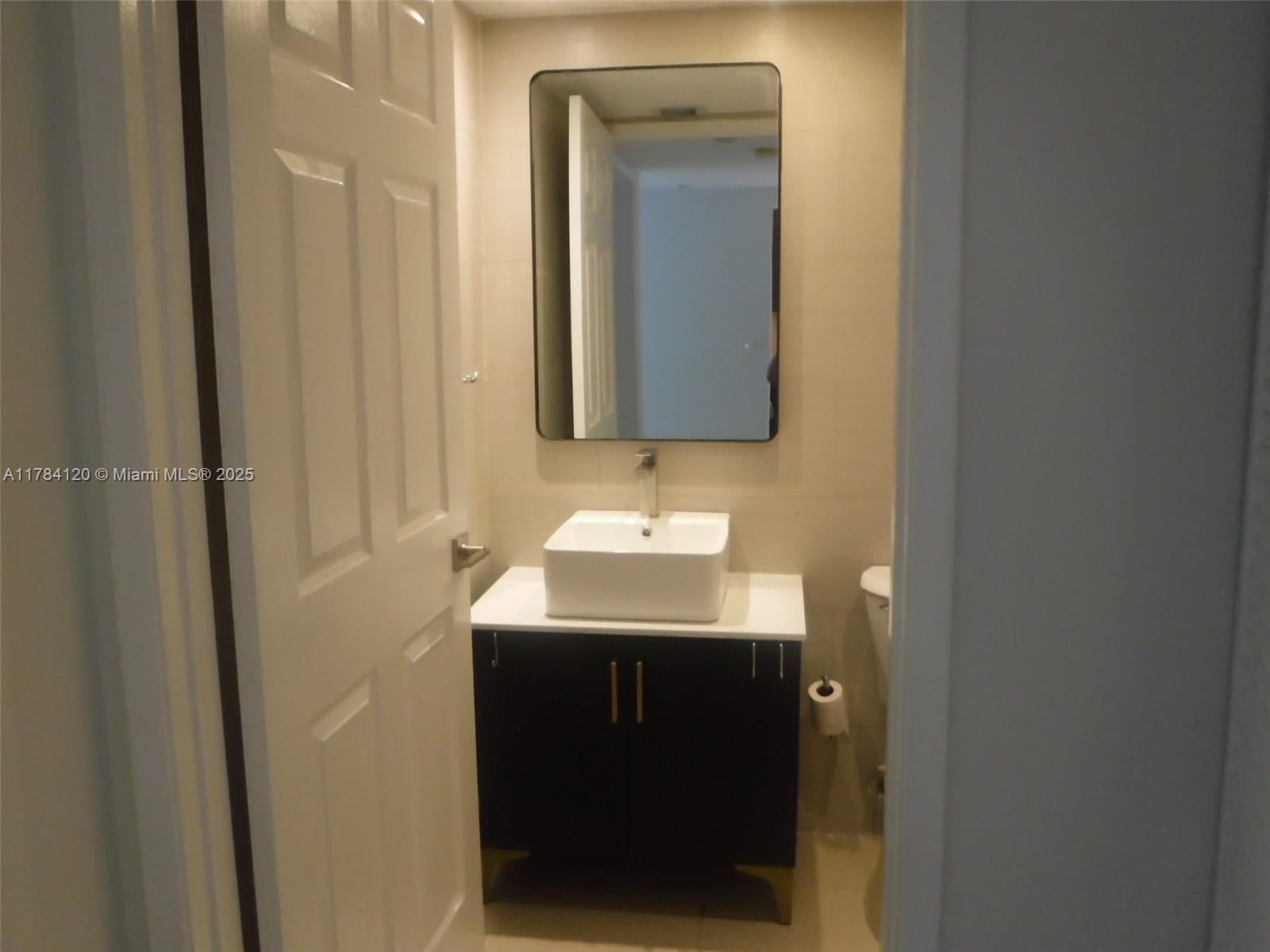MADISON DOWNTOWN CONDO - Residential