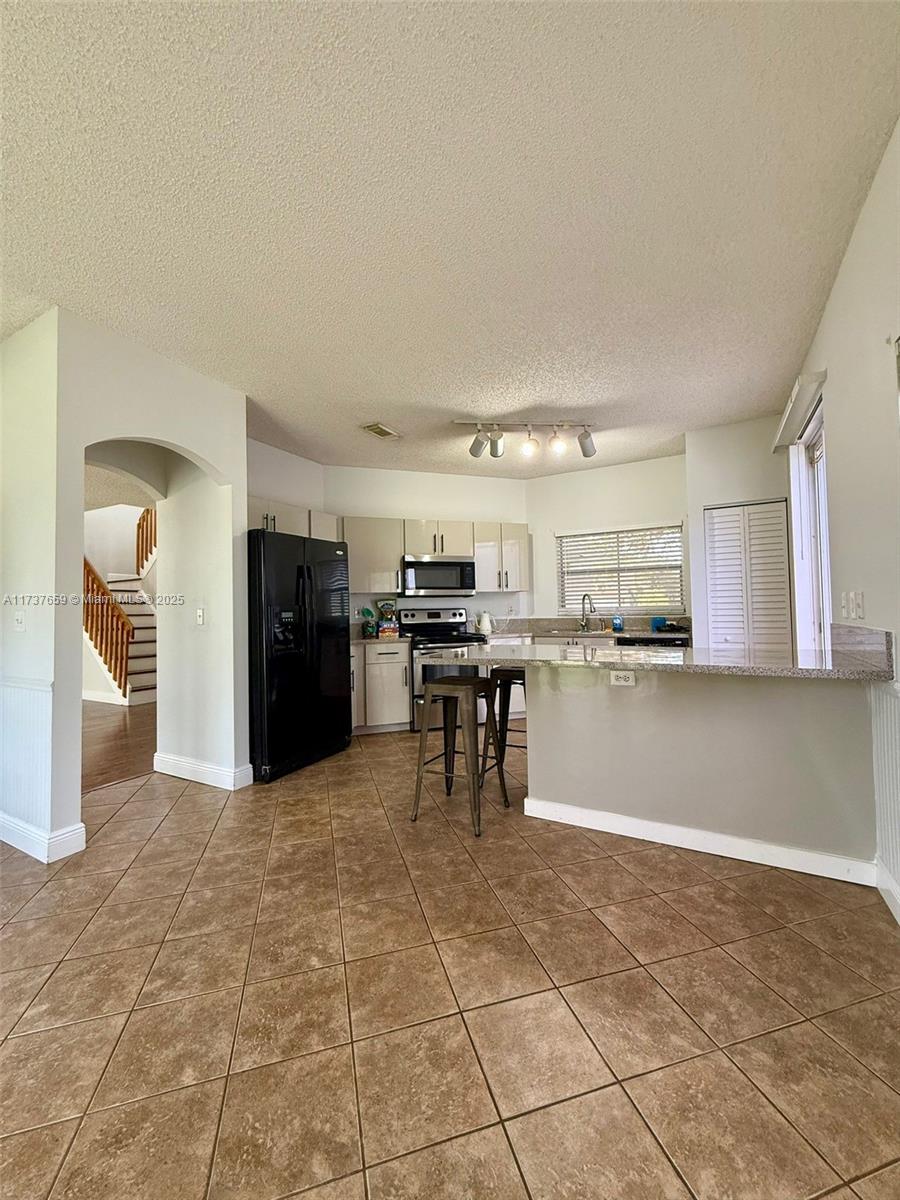 CHAPEL TRAIL REPLAT - Residential
