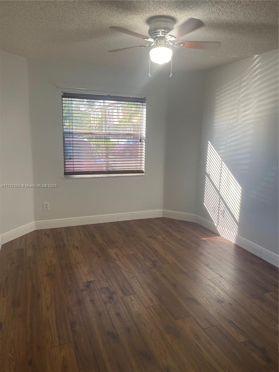 CHAPEL TRAIL REPLAT - Residential