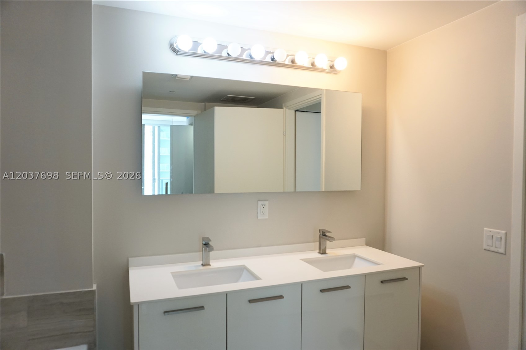 BRICKELLHOUSE CONDO - Residential Lease