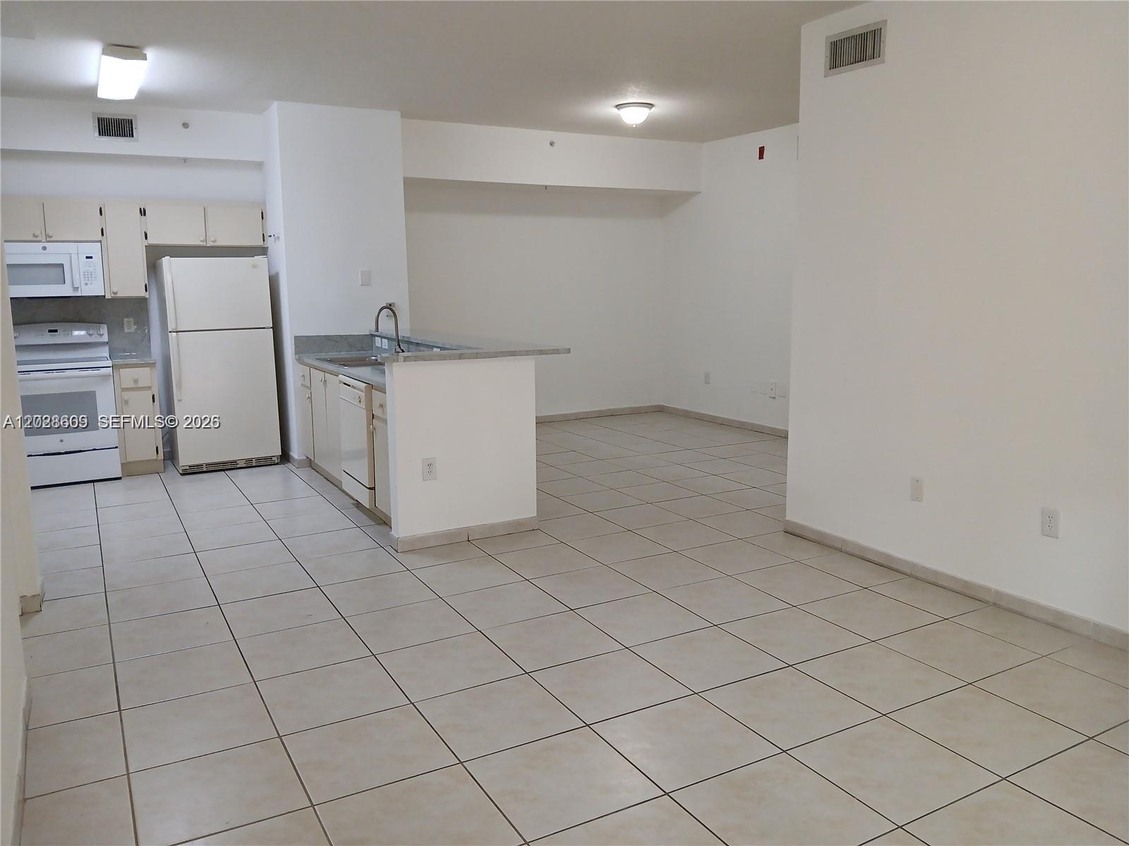PALM GARDENS AT DORAL CON - Residential Lease
