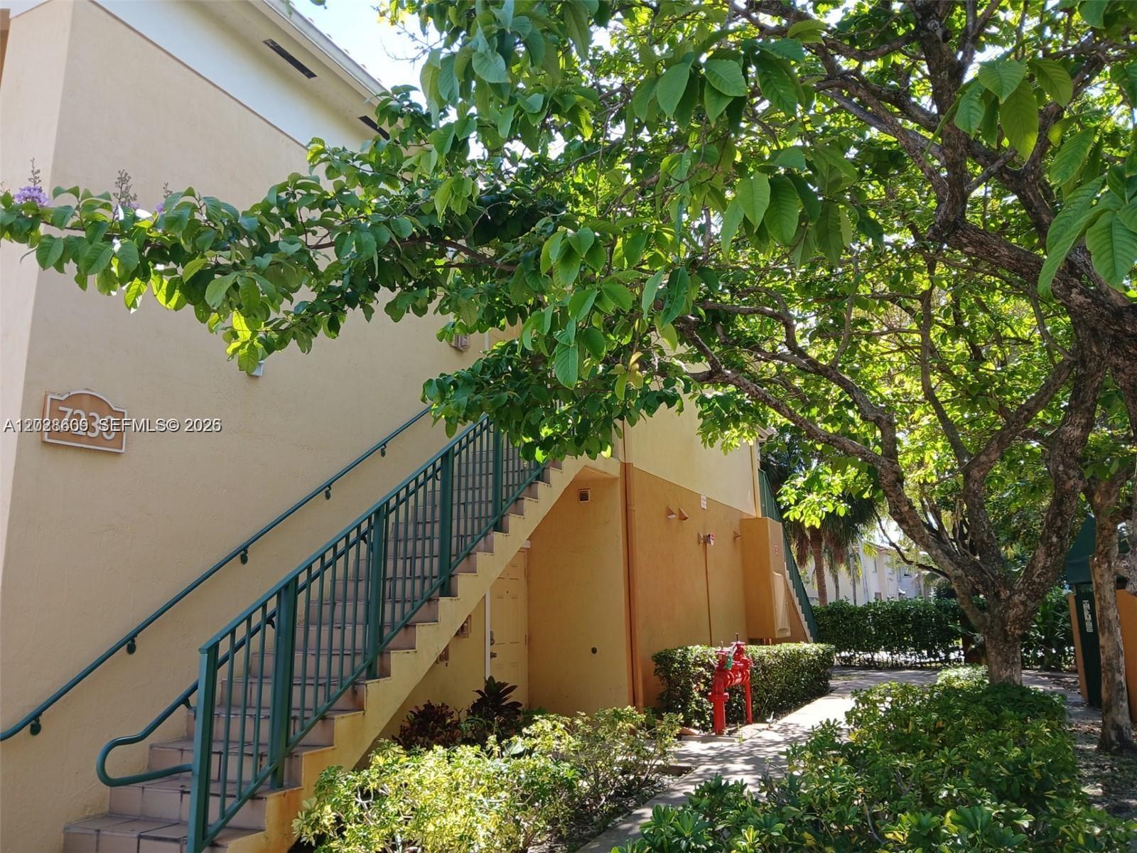 PALM GARDENS AT DORAL CON - Residential Lease