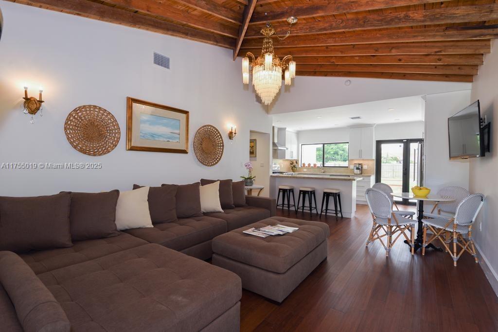 SUNSET TRAILS - Residential Lease