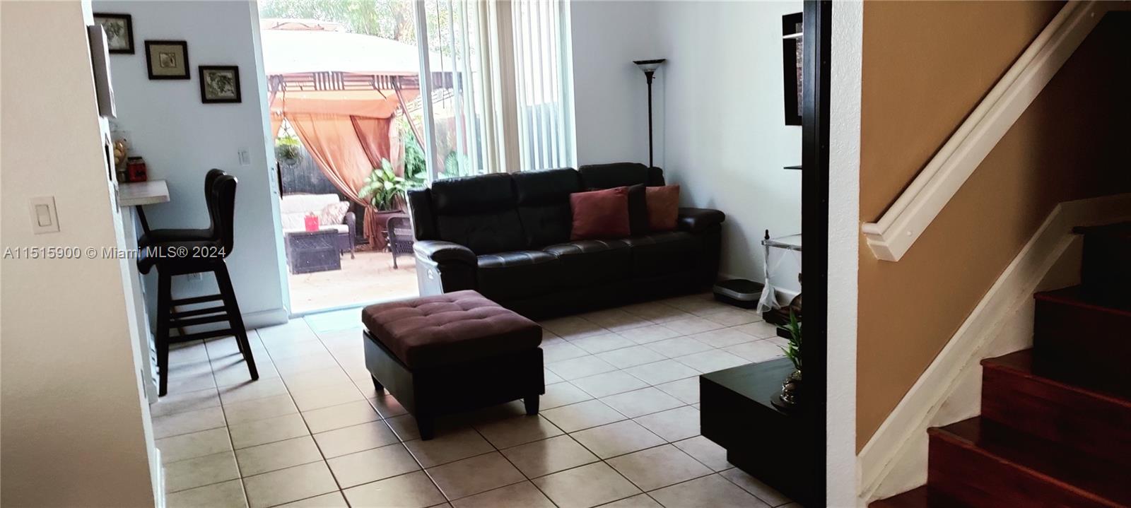 AB AT TAMIAMI TRAIL PHASE - Residential