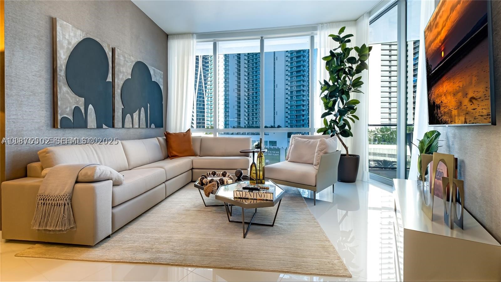 PARAMOUNT MIAMI WORLDCENT - Residential