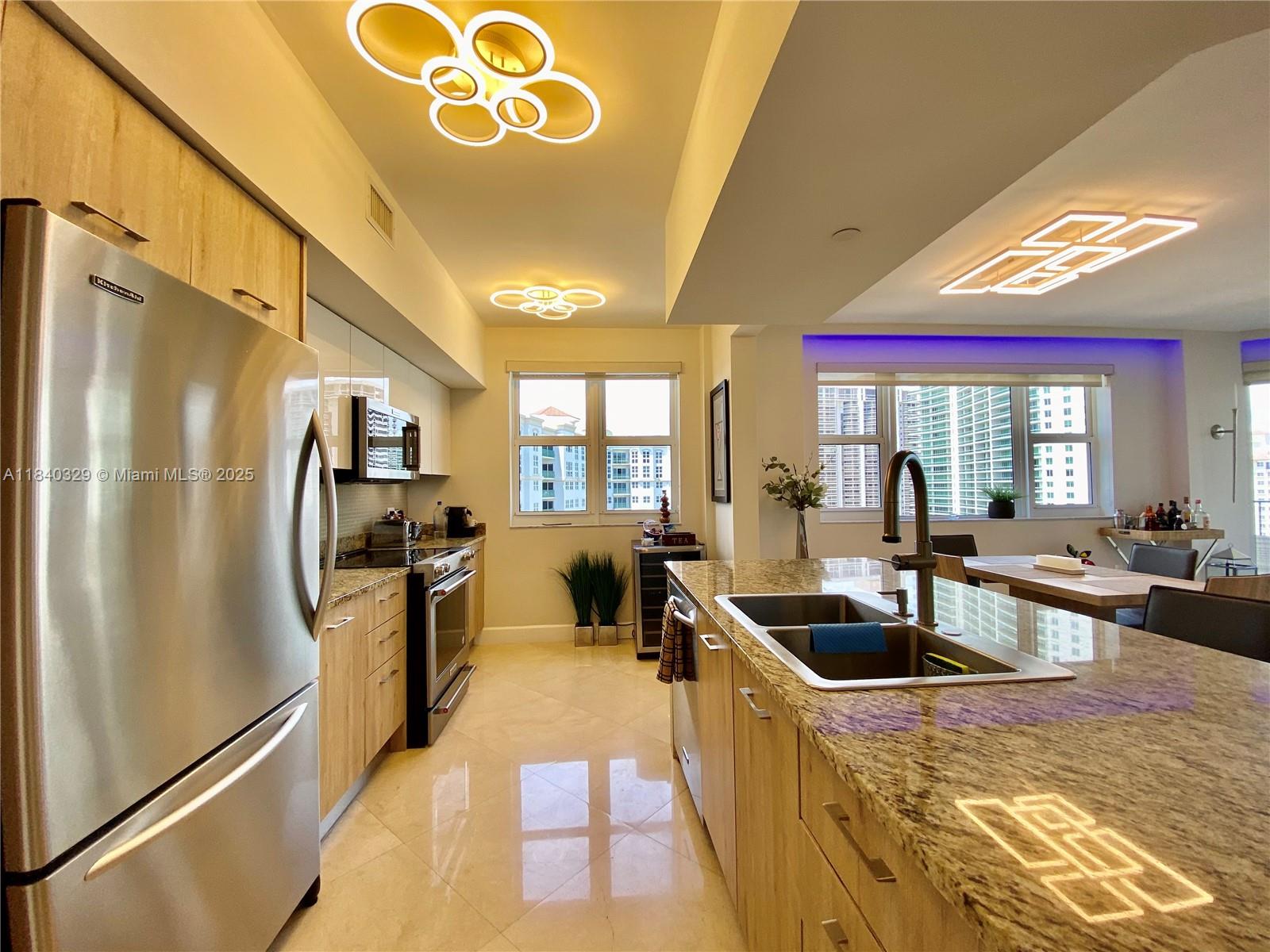 TURNBERRY VILLAGE SO TOWE - Residential
