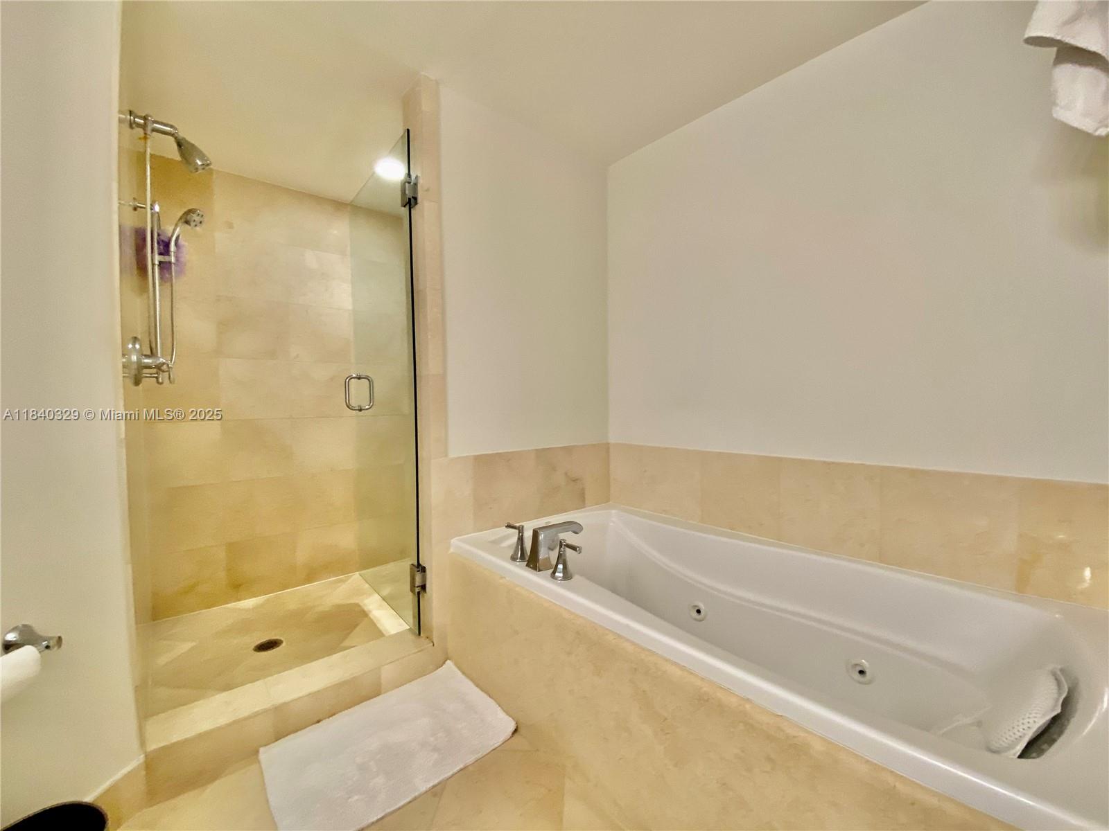 TURNBERRY VILLAGE SO TOWE - Residential