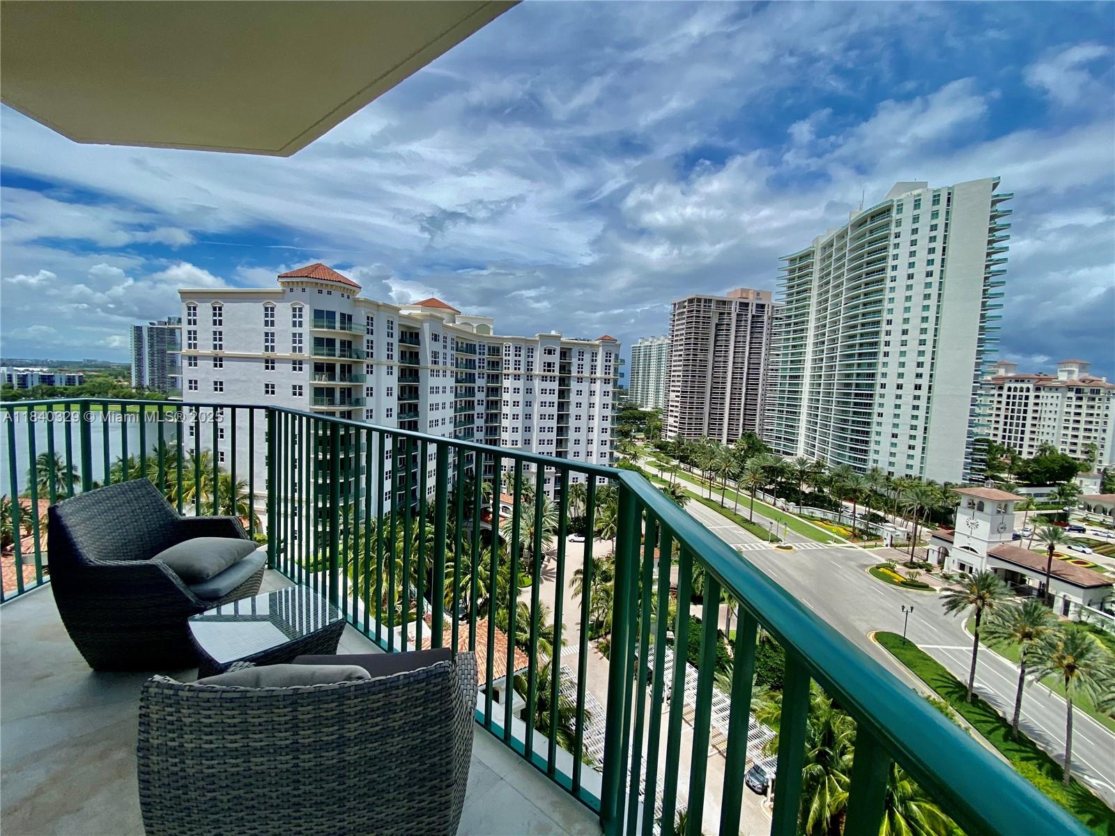 TURNBERRY VILLAGE SO TOWE - Residential