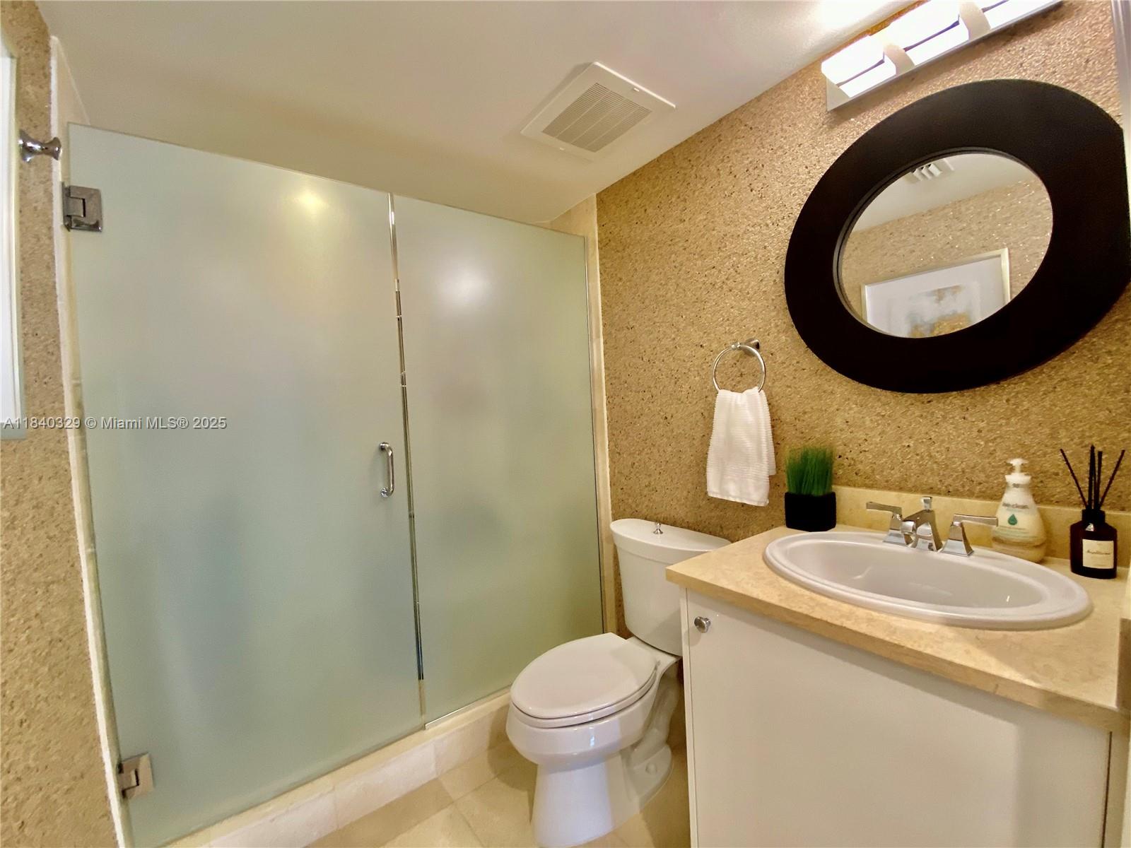 TURNBERRY VILLAGE SO TOWE - Residential