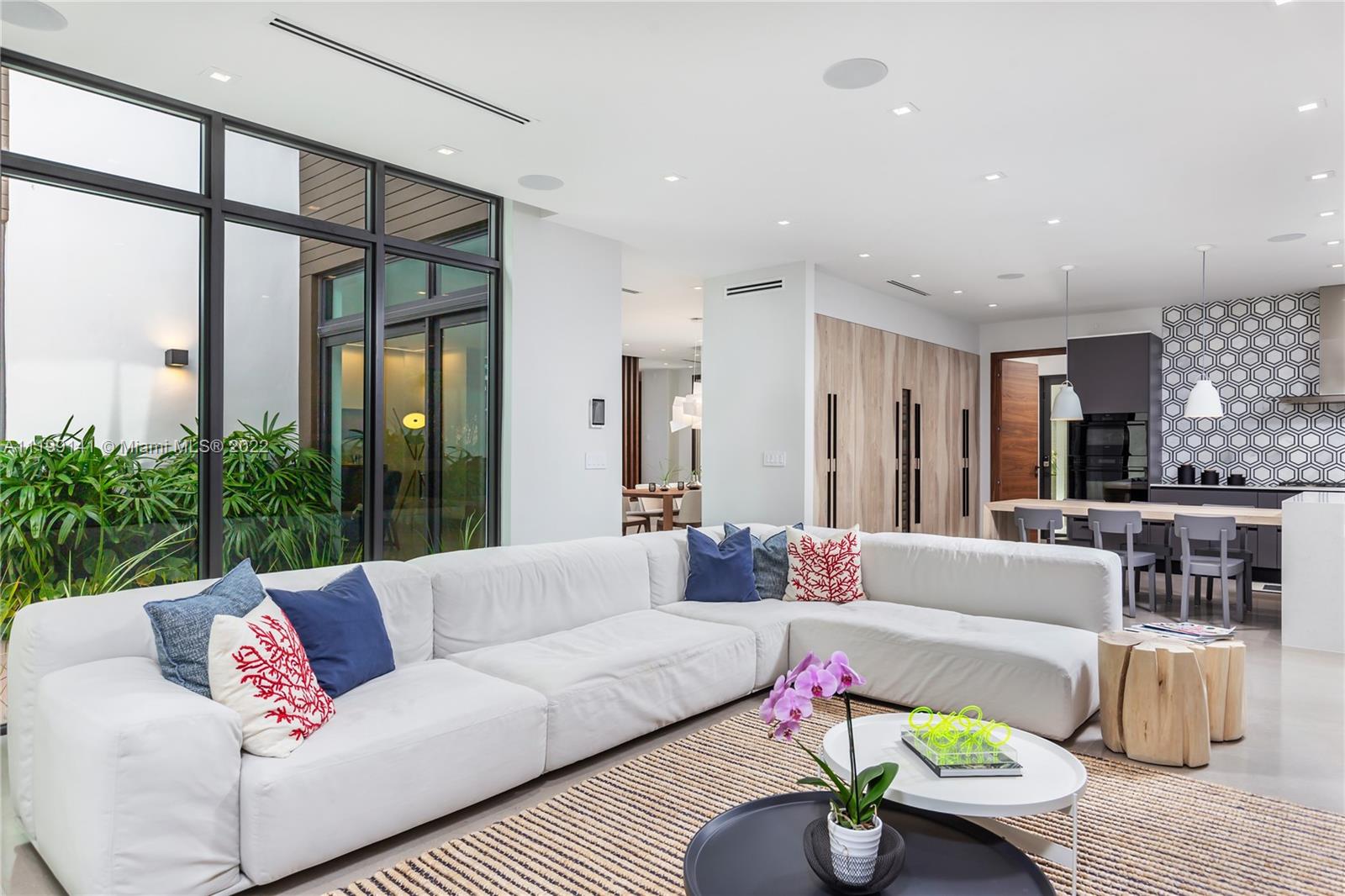 BAL HARBOUR RESIDENTIAL S - Residential Lease