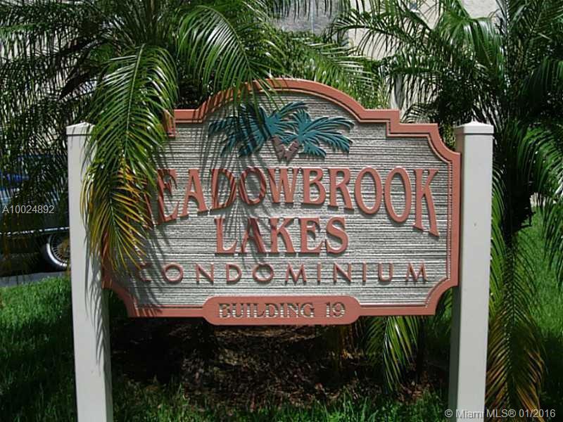 MEADOWBROOK LAKES - Residential Lease