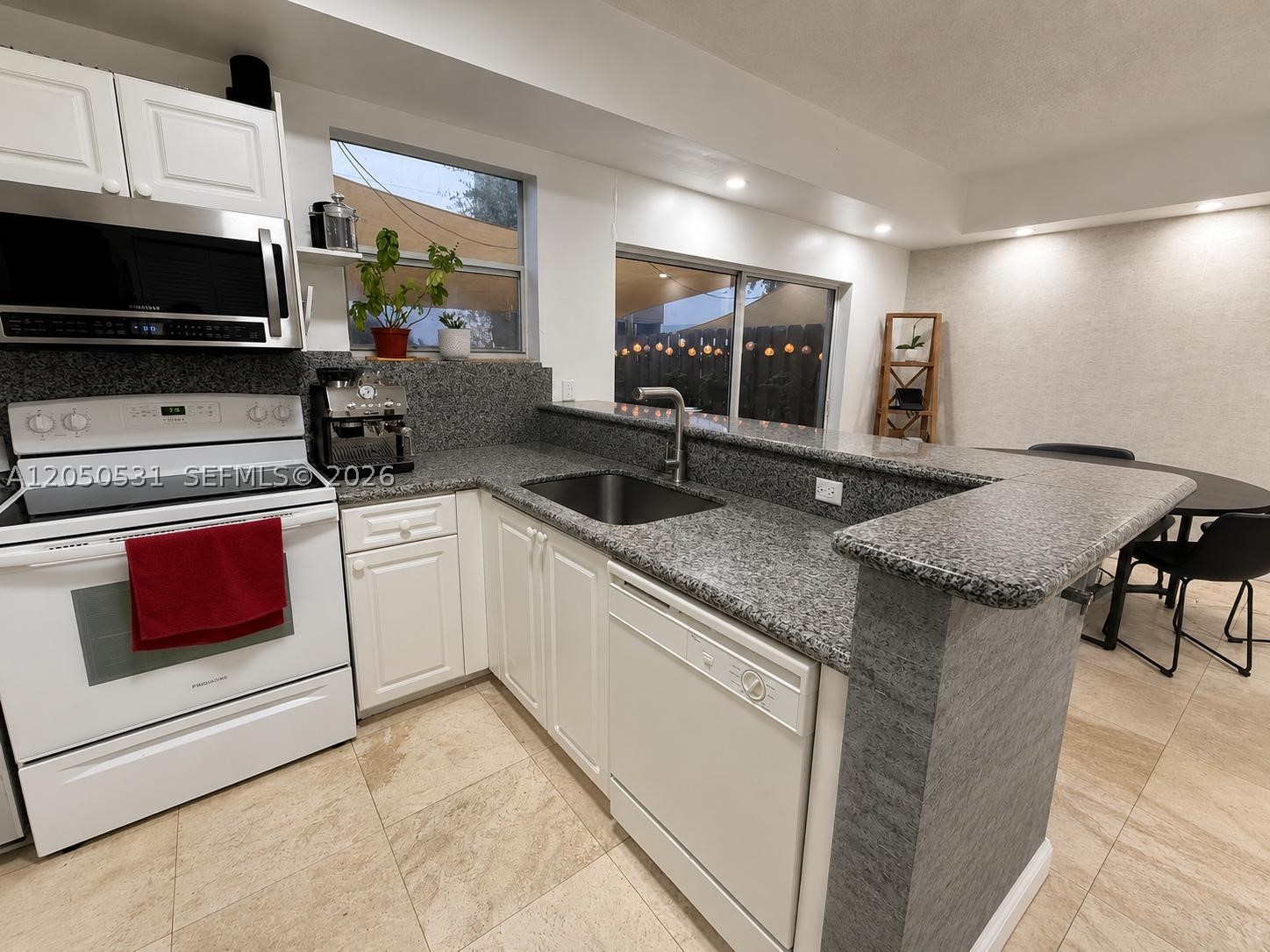 VERANDA AT DORAL CONDO NO - Residential Lease