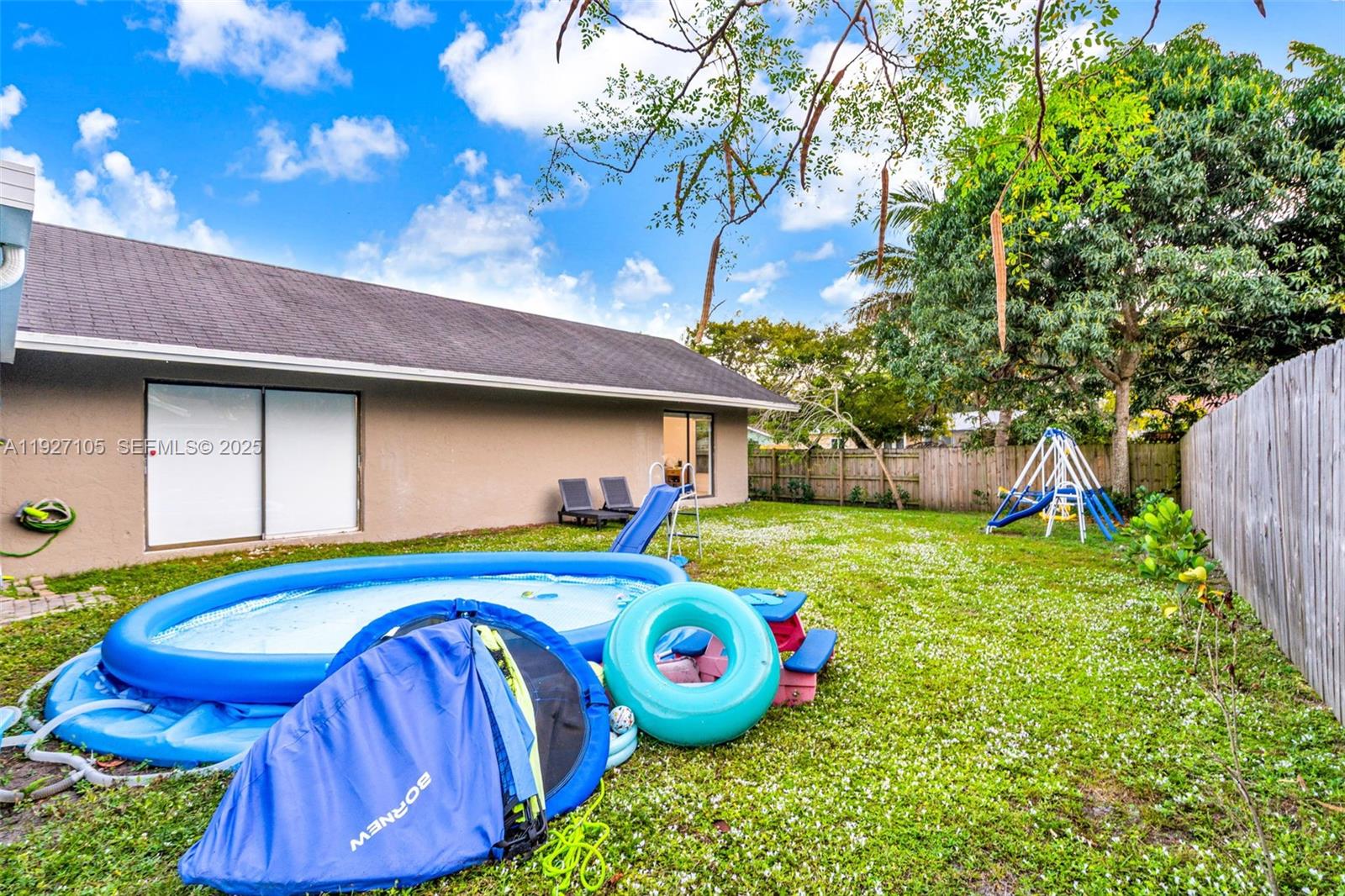 GATELAND ESTATES - Residential