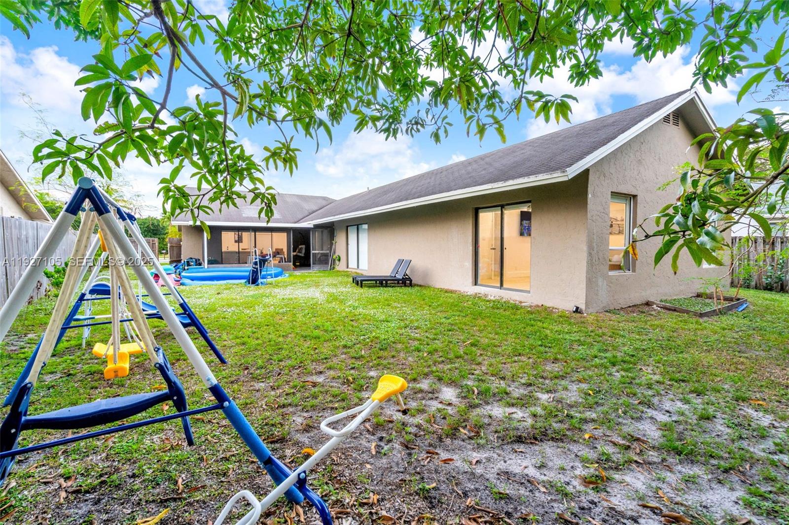 GATELAND ESTATES - Residential