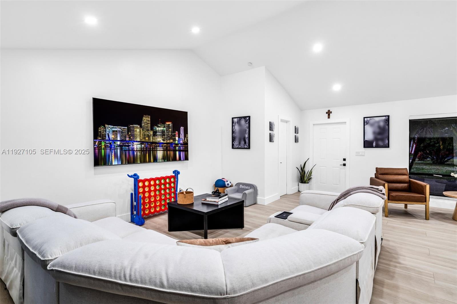 GATELAND ESTATES - Residential