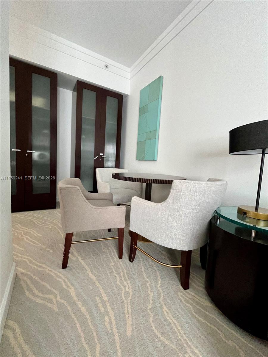FONTAINEBLEAU III OCEAN C - Residential