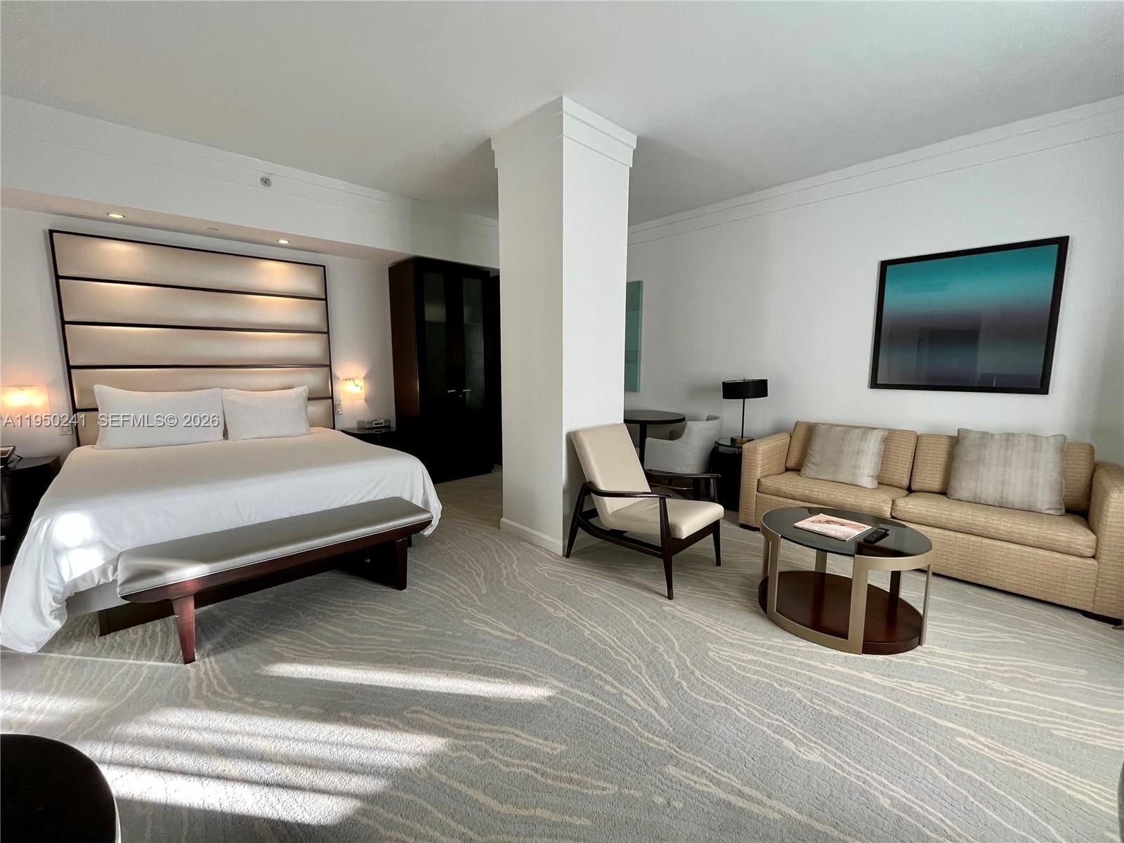 FONTAINEBLEAU III OCEAN C - Residential