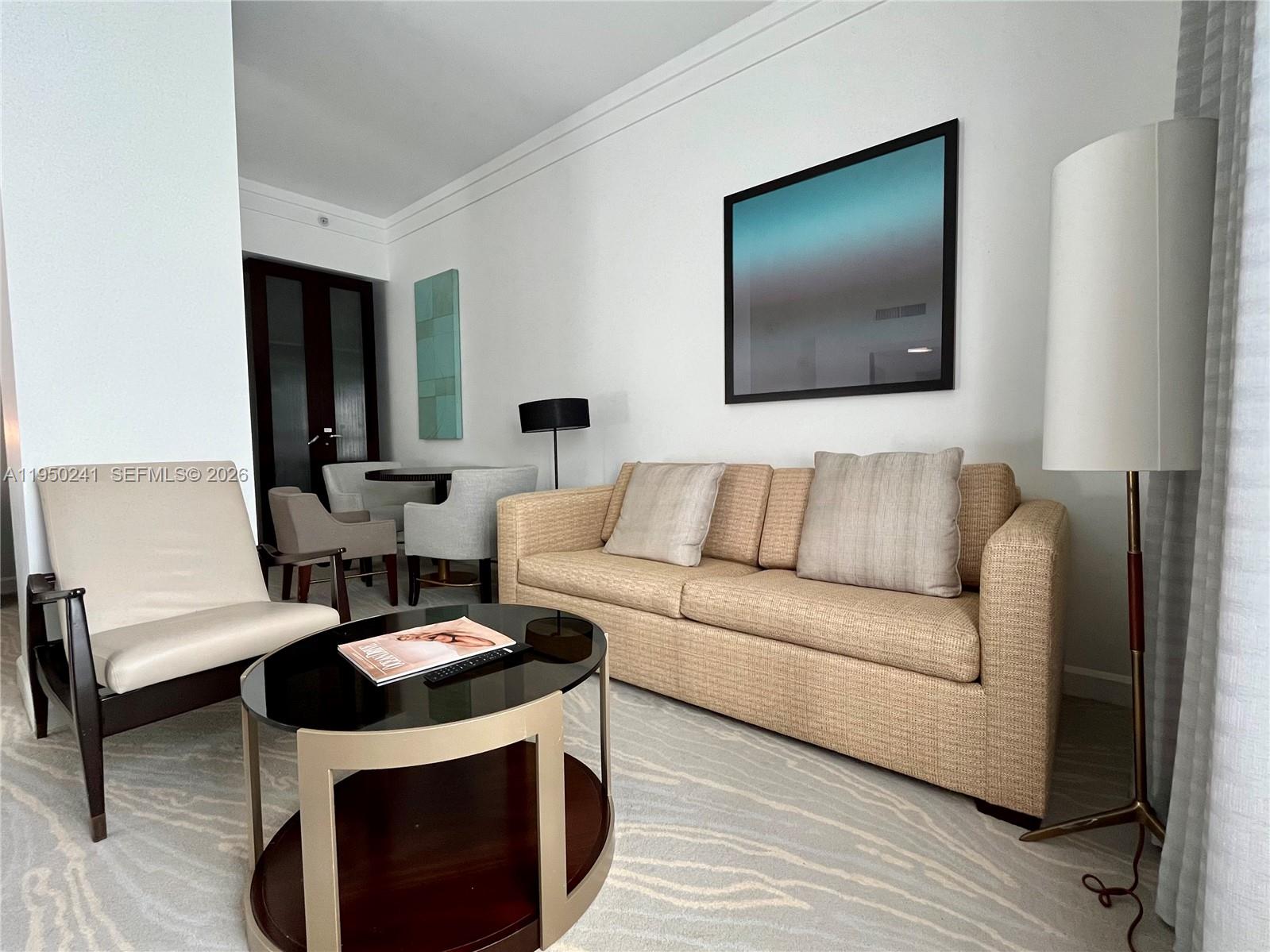 FONTAINEBLEAU III OCEAN C - Residential