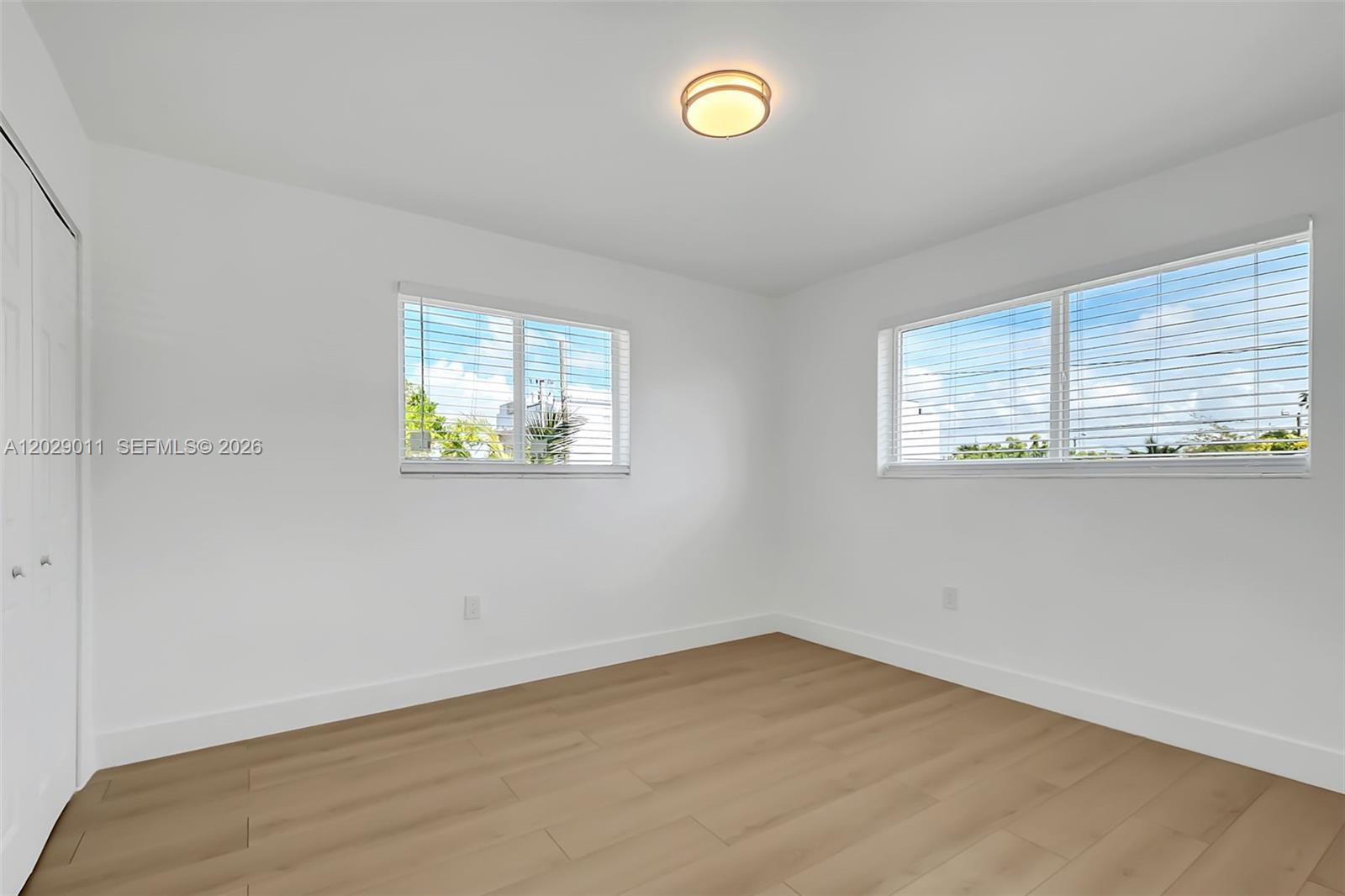 BLANTON PARK - Residential Lease